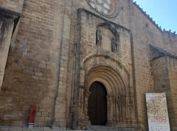 Bovedas Del Marques * פלאסנסיה